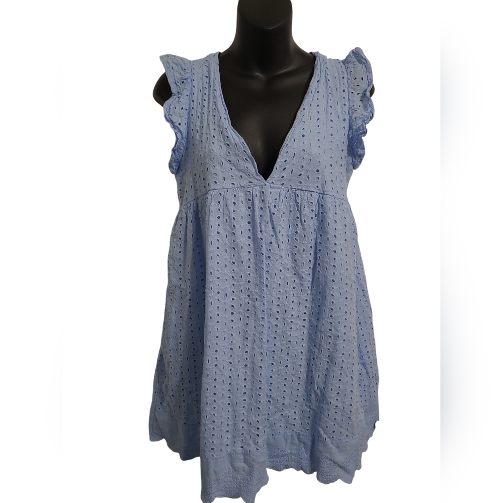 💲1️⃣ SHEIN Pale Blue Embroidered/Eyelet Cap Sleeved Mini Dress/Romper Size Sm